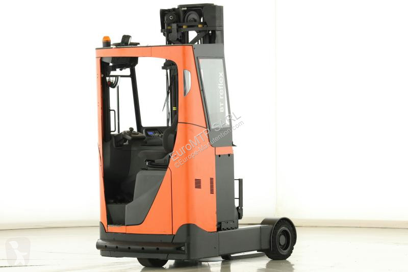 Chariot à mât rétractable BT -R