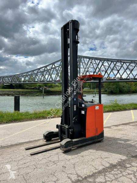 Chariot à mât rétractable BT 160E