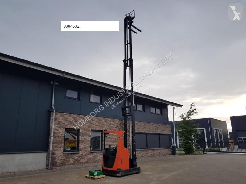 Stivuitor cu catarg retractabil BT RRE180H...