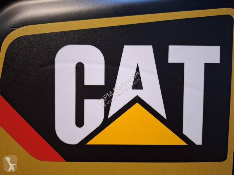Chariot à mât rétractable Caterpillar  NR16N2