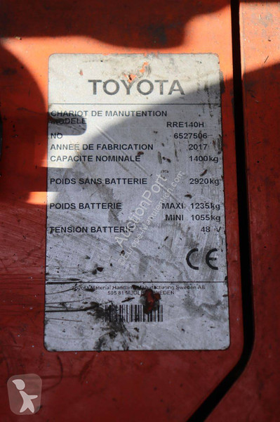 Stivuitor cu catarg retractabil Toyota