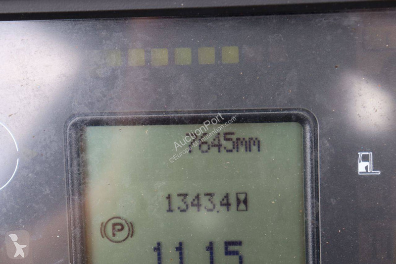 Carretilla retráctil  R14-01