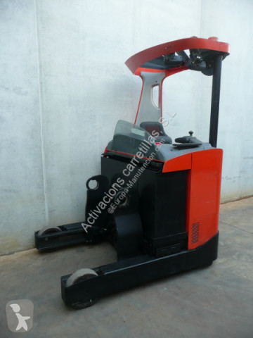 Carretilla retráctil Toyota