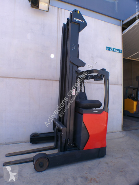 Carretilla retráctil Linde R16-01