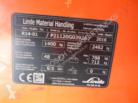 Chariot à mât rétractable Linde