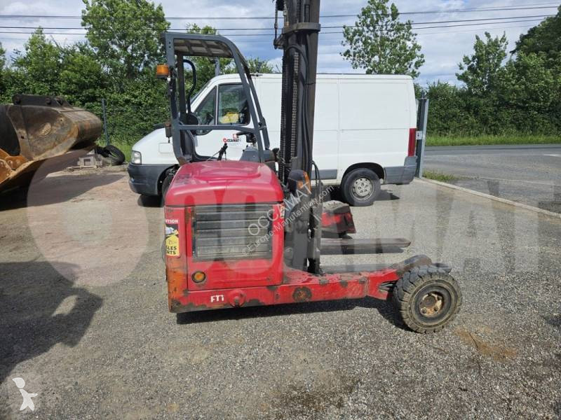 رافعة شوكية مع صاري قابل للسحب Moffett M4 20.3