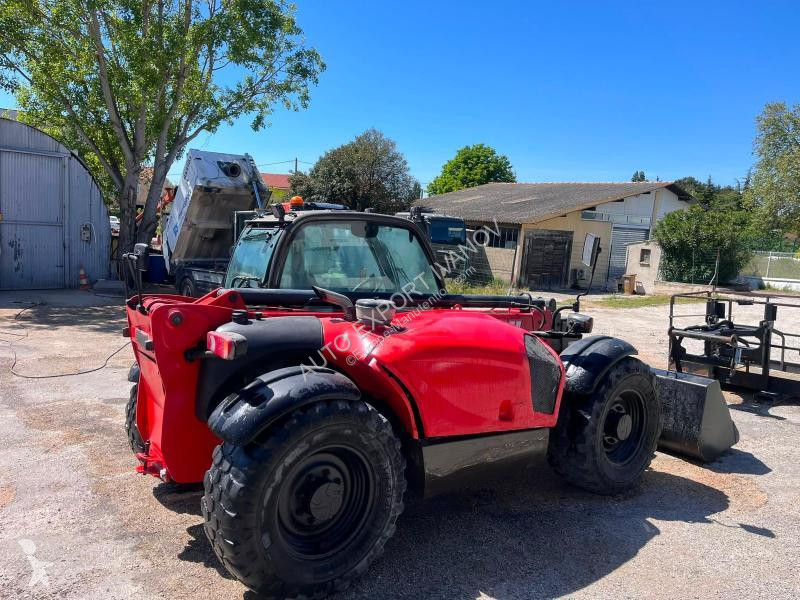 رافعة شوكية تلسكوبية Manitou
