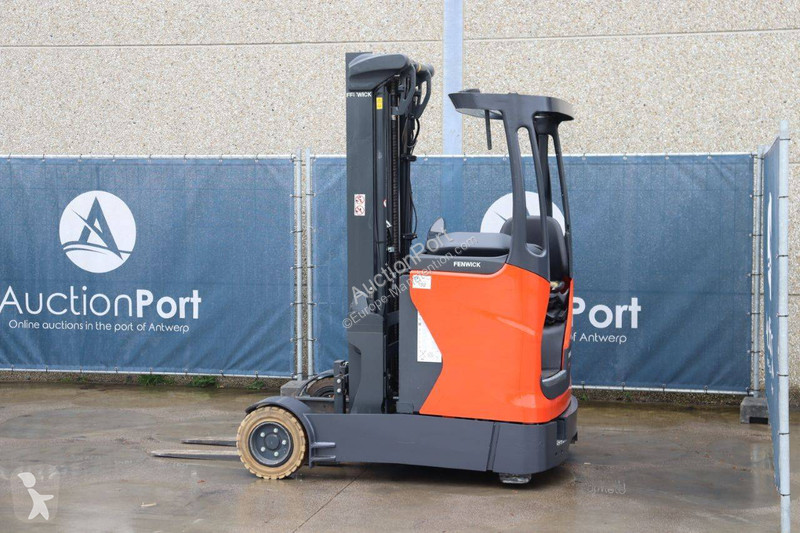 Carretilla retráctil  R14G-01