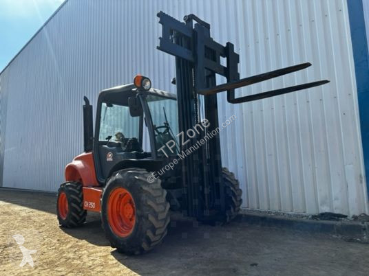 Chariot tout terrain Ausa c250hx4 5m40 triplex
