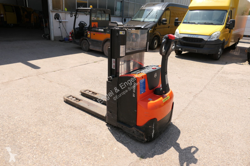 Stivuitor cu catarg retractabil BT SWE 200D...