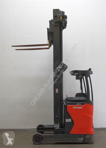 رافعة شوكية مع صاري قابل للسحب Linde 1120