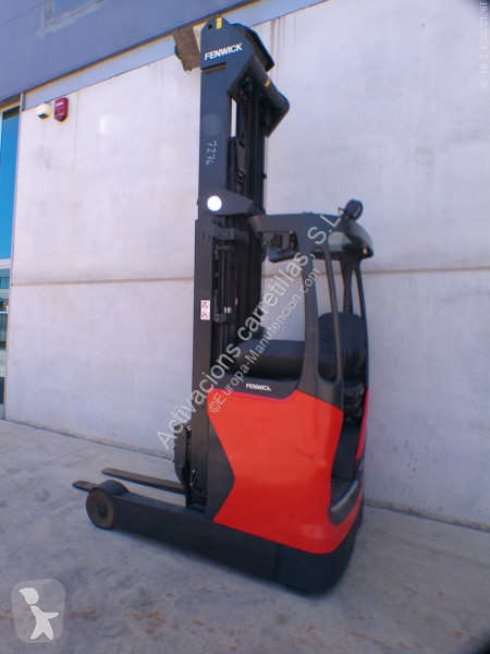 Chariot à mât rétractable Linde R16-01