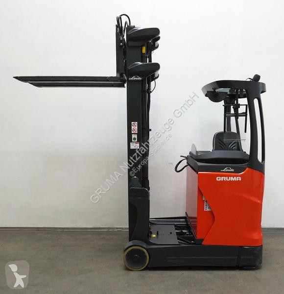 رافعة شوكية مع صاري قابل للسحب Linde  R 12 B 1120