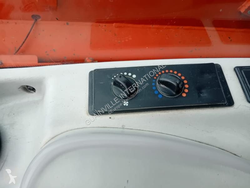 Teleskopický manipulátor Manitou  MLT 730