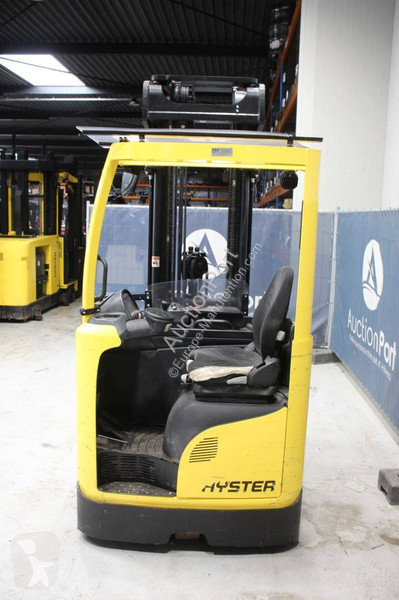 Chariot à mât rétractable Hyster R1.6