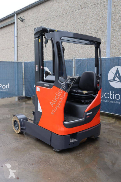 Carretilla retráctil  R14G-01