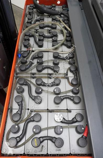 Stivuitor cu catarg retractabil Linde  R 14 HD...