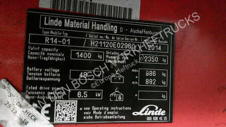 رافعة شوكية مع صاري قابل للسحب Linde