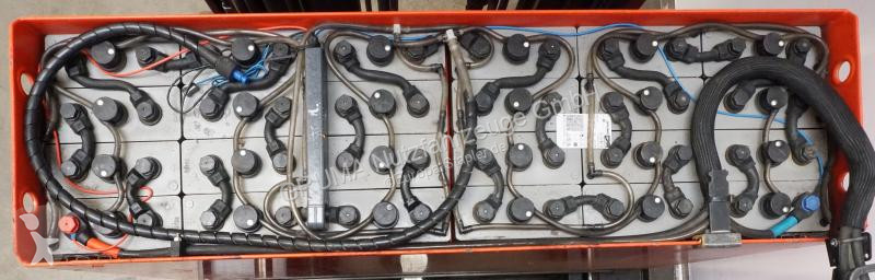 رافعة شوكية مع صاري قابل للسحب Linde  R 14 1120