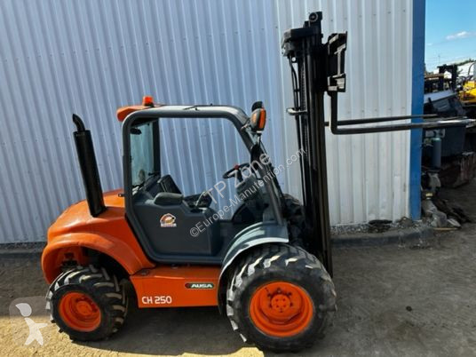 Chariot tout terrain Ausa c250hx4 5m40 triplex