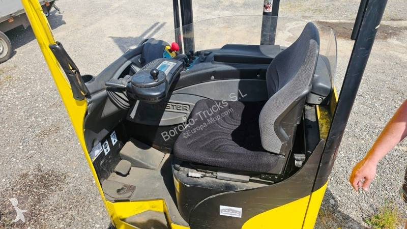 Chariot à mât rétractable Hyster R1.4