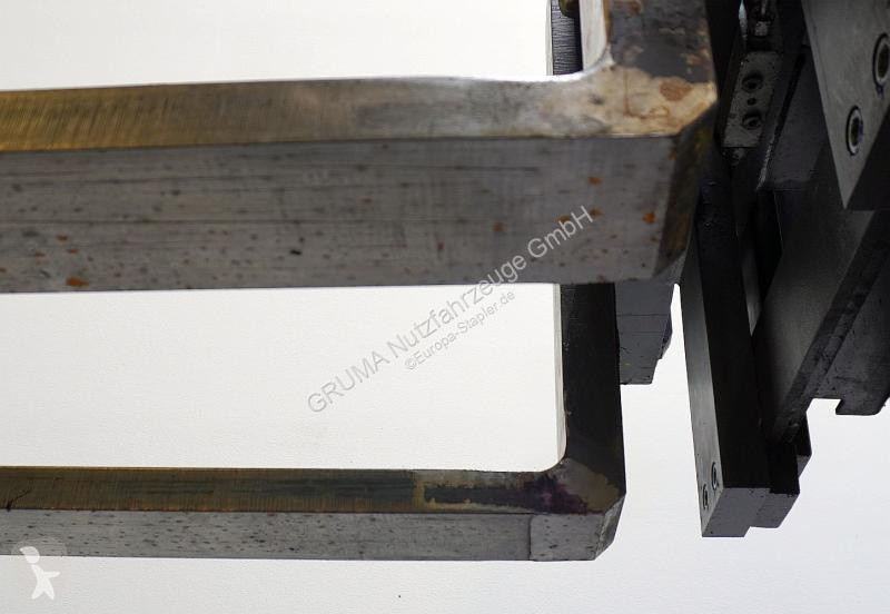 Stivuitor cu catarg retractabil Linde  R 14 HD...