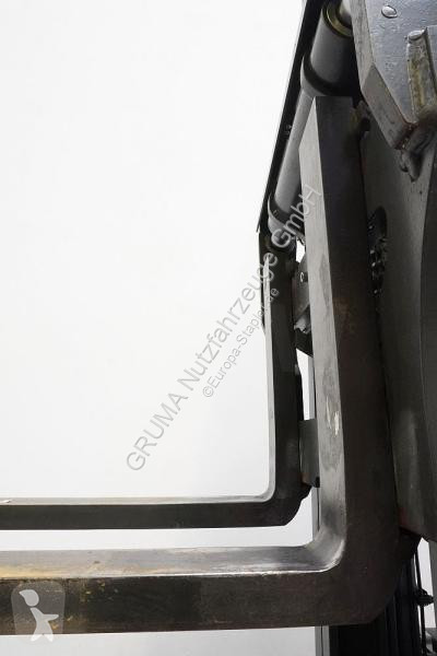 Stivuitor cu catarg retractabil Linde  R 16 1120