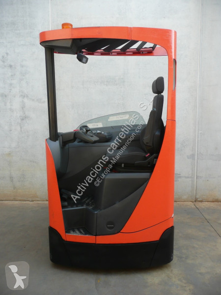 Chariot à mât rétractable Toyota RRE 180 E