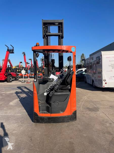 Chariot à mât rétractable BT RRE140