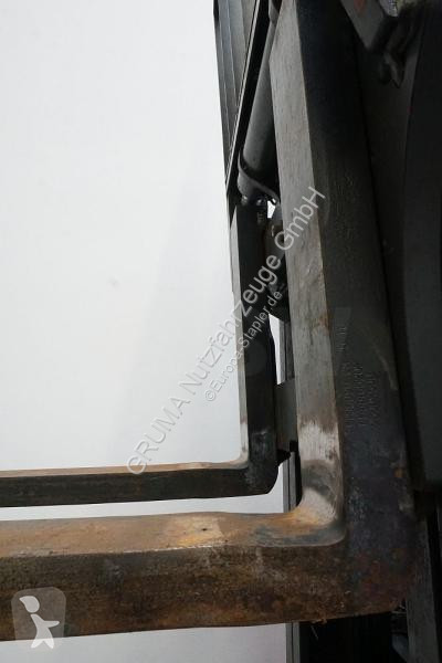 رافعة شوكية مع صاري قابل للسحب Linde  R 14 1120