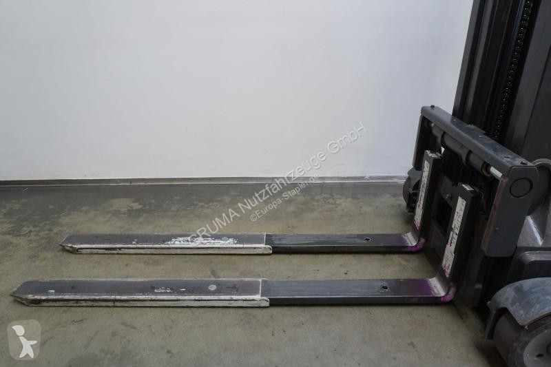 رافعة شوكية مع صاري قابل للسحب Linde R 20 HD 1120