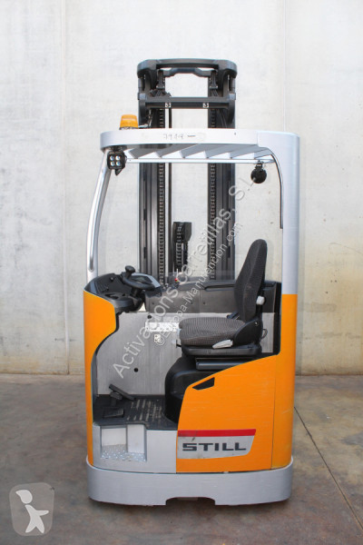 Carretilla retráctil Still