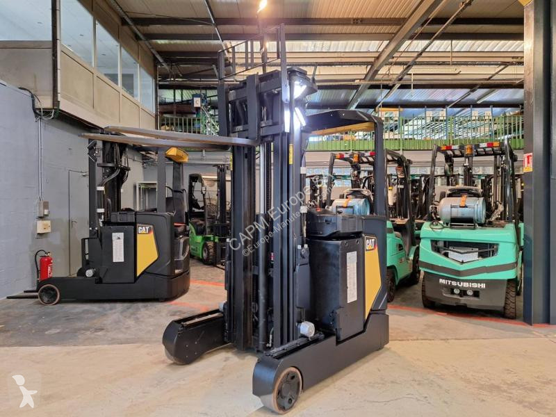 Chariot à mât rétractable Caterpillar  NR16N2