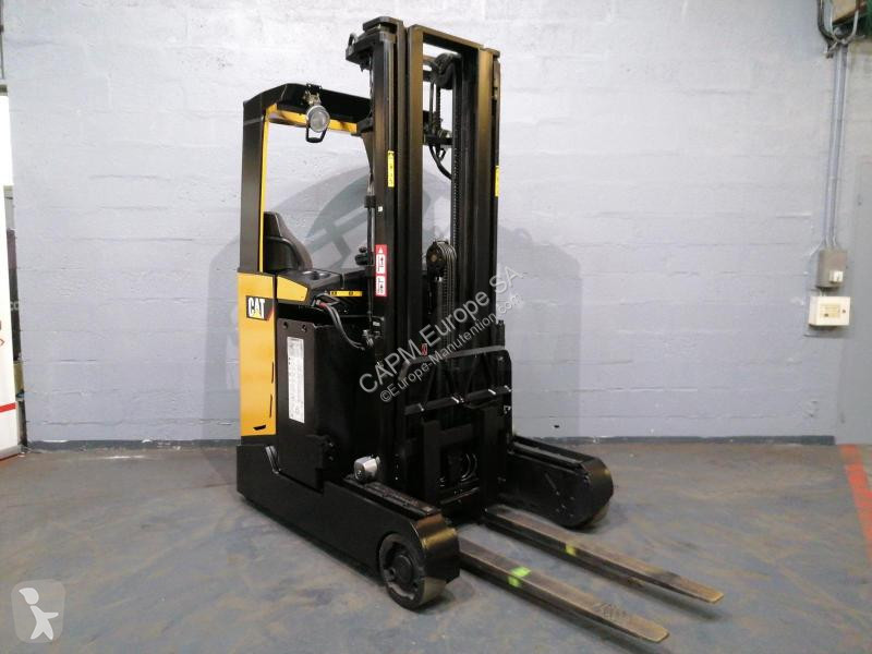 Chariot à mât rétractable Caterpillar  NR16N
