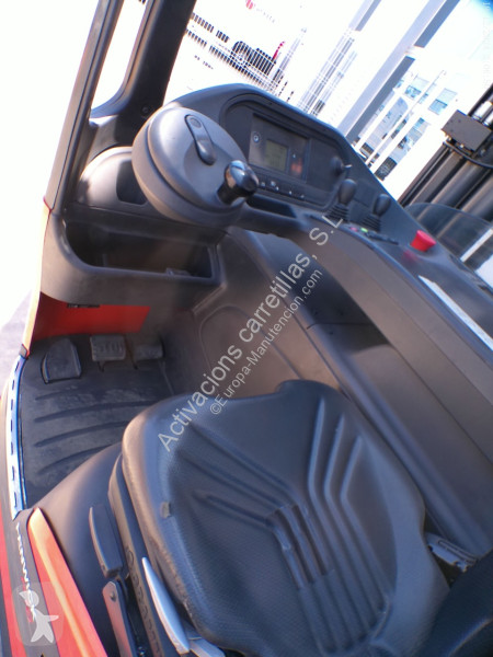 Chariot à mât rétractable Linde R16-01