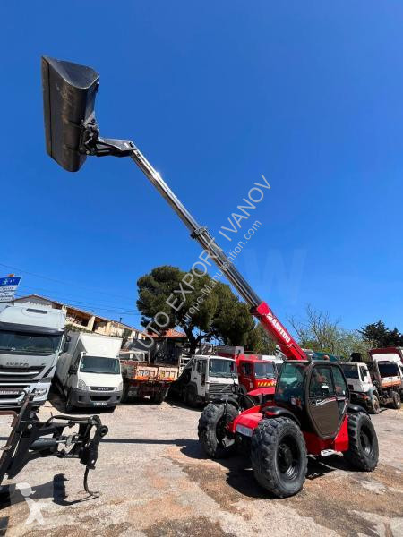 رافعة شوكية تلسكوبية Manitou