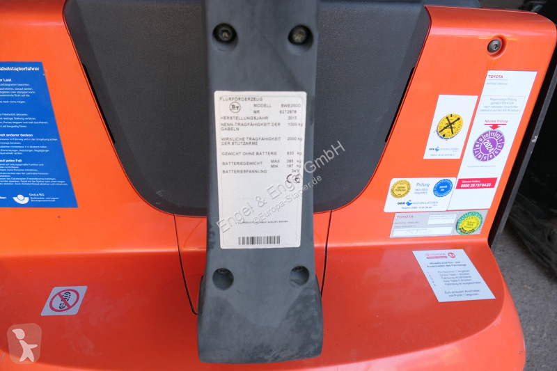 Stivuitor cu catarg retractabil BT SWE 200D