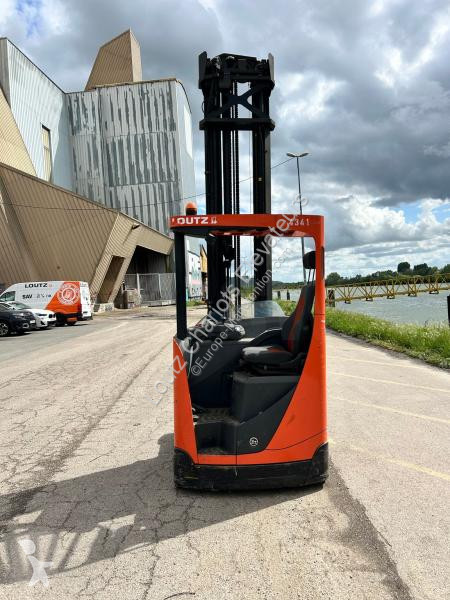 Chariot à mât rétractable BT 160E