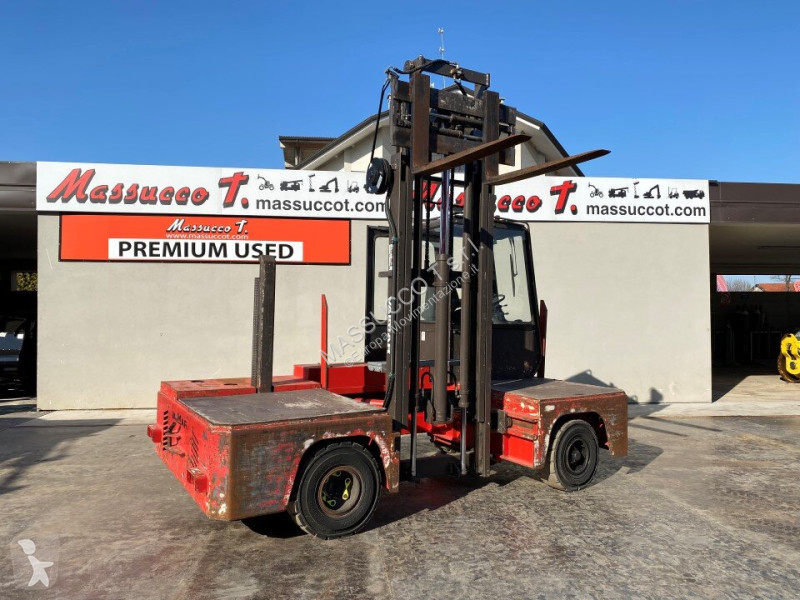 رافعة شوكية مع تحميل جانبي  Jumbo 4x2