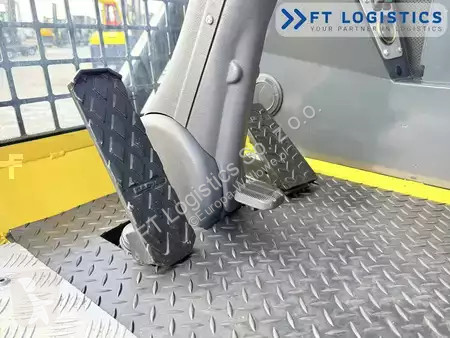 Боковой погрузчик Combilift