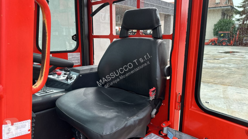 رافعة شوكية مع تحميل جانبي Amlift C35-09/55