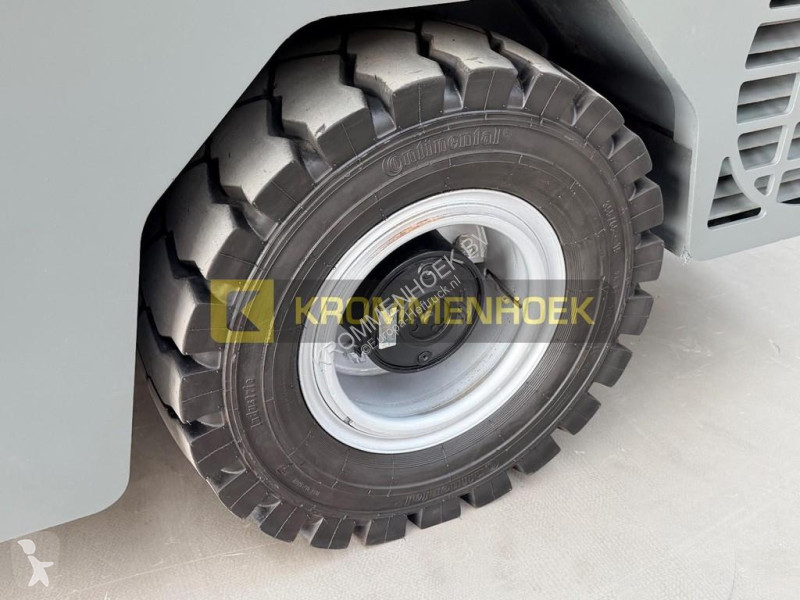 رافعة شوكية مع تحميل جانبي Baumann GX 70/12/40 ST