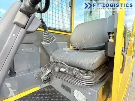 Боковой погрузчик Combilift