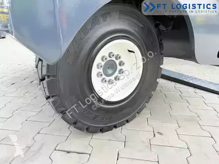 Боковой погрузчик Combilift