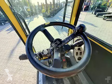 Боковой погрузчик Combilift