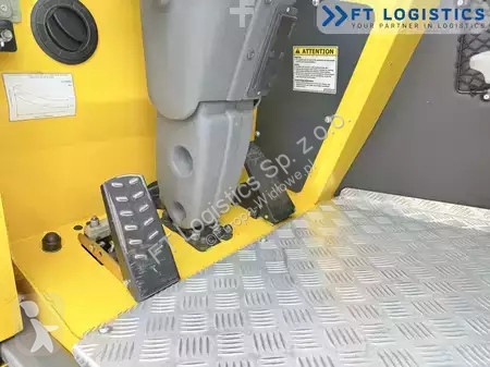 Боковой погрузчик Combilift