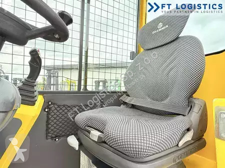 Боковой погрузчик Combilift