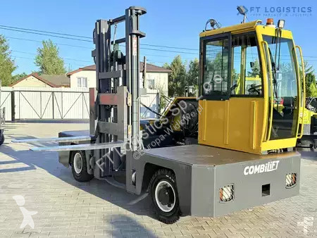 Боковой погрузчик Combilift