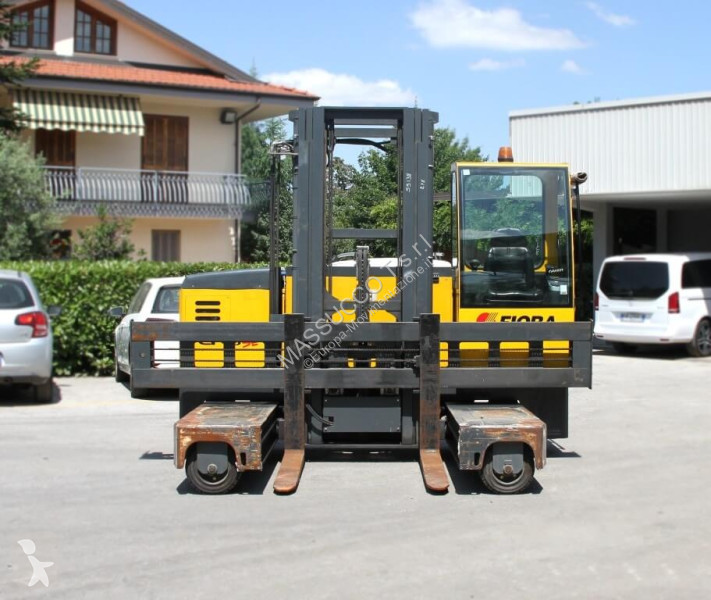 رافعة شوكية مع تحميل جانبي Fiora SE-LT40F