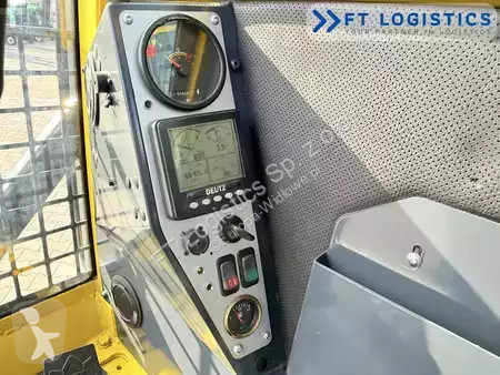 Боковой погрузчик Combilift